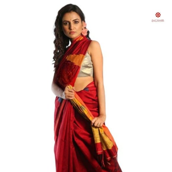DIGNUM Other - Chili Red Handloom Cotton Silk Saree